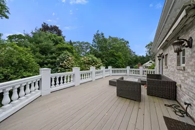 43 Bristol Rd, Wellesley, MA 02481 - Photo 31