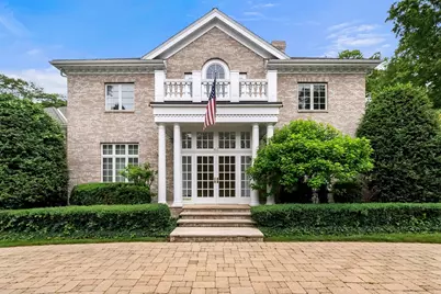 43 Bristol Rd, Wellesley, MA 02481 - Photo 3