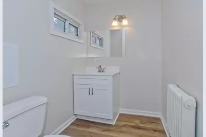 248 Hampden St, Chicopee, MA 01013 - Photo 25