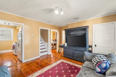 232 Mt Pleasant, Fall River, MA 02720 - Photo 11