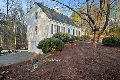 246 High St, Pembroke, MA 02359 - Photo 3