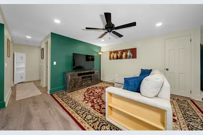 1401 Great Pond Rd #3, North Andover, MA 01913 - Photo 13