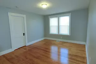 19 Cross St, Grafton, MA 01560 - Photo 9