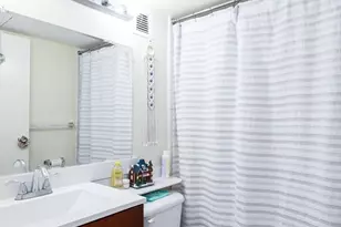 70 Southbridge St, Worcester, MA 01608 - Photo 5