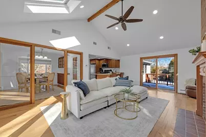 19 Maplecrest Drive, Southborough, MA 01772 - Photo 7