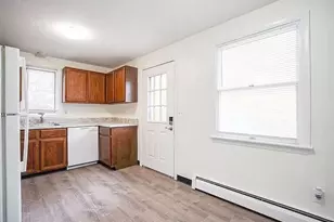 878-880 St James Ave, Springfield, MA 01104 - Photo 5