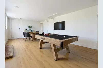 9 Crestway Rd, Boston, MA 02128 - Photo 15