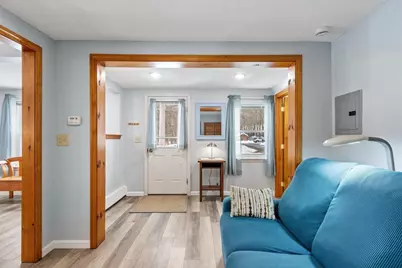 17 Vinton St, Leominster, MA 01453 - Photo 9