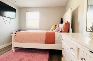 28 B Staples St, Taunton, MA 02718 - Photo 11