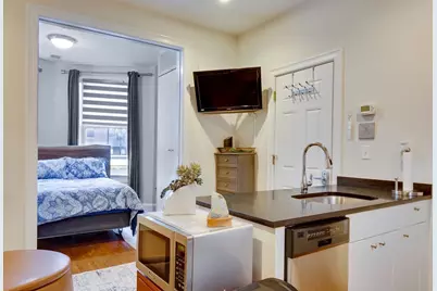 652 Massachusetts Ave #2, Boston, MA 02118 - Photo 9