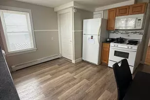 38 Ballard St, Saugus, MA 01906 - Photo 7