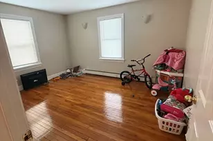 38 Ballard St, Saugus, MA 01906 - Photo 9