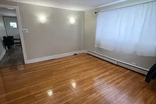 38 Ballard St, Saugus, MA 01906 - Photo 3