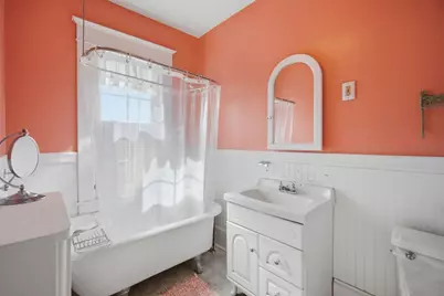 42 Lawler St, Holyoke, MA 01040 - Photo 31