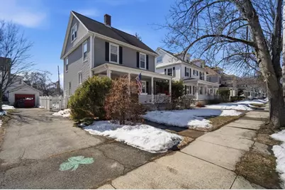 42 Lawler St, Holyoke, MA 01040 - Photo 5