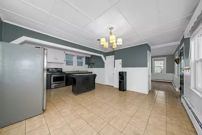 4 Boardman St, Amesbury, MA 01913 - Photo 5