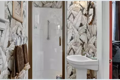 15 Wells Ave, Amesbury, MA 01913 - Photo 7