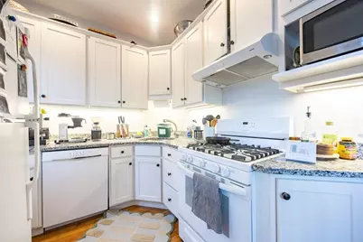 88 Hancock St #12, Cambridge, MA 02139 - Photo 3