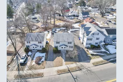 884-886 Saint James Ave, Springfield, MA 01104 - Photo 3