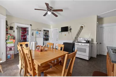 19 Woodbine St, Worcester, MA 01603 - Photo 27