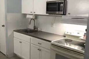 126 Beaver St, Framingham, MA 01702 - Photo 3