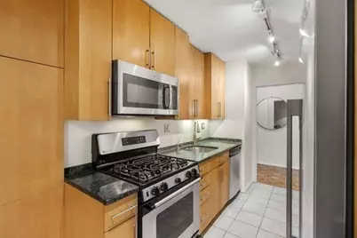 2 Hawthorne Pl #16M, Boston, MA 02114 - Photo 11