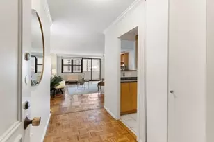 2 Hawthorne Pl, Boston, MA 02114 - Photo 7