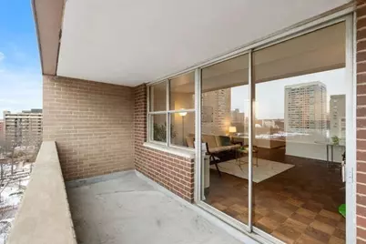 2 Hawthorne Pl #8C, Boston, MA 02114 - Photo 11