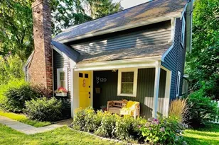 120 Polley Ln, Walpole, MA 02032 - Photo 1