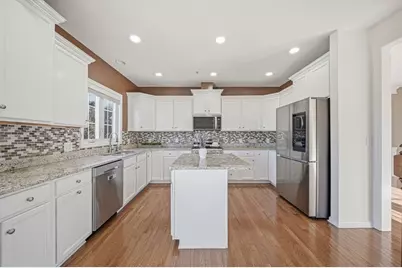 2 Grandview Dr, Hopkinton, MA 01748 - Photo 9