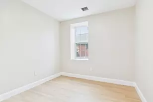 858 Kempton St, New Bedford, MA 02740 - Photo 13