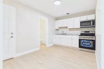 858 Kempton St, New Bedford, MA 02740 - Photo 23