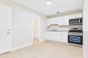 858 Kempton St, New Bedford, MA 02740 - Photo 23