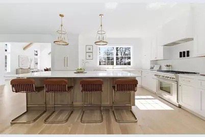 40 Foxcroft Rd, Winchester, MA 01890 - Photo 7