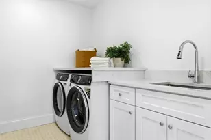 40 Foxcroft Rd, Winchester, MA 01890 - Photo 25