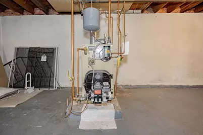 12 W Colony, Lynn, MA 01902 - Photo 23