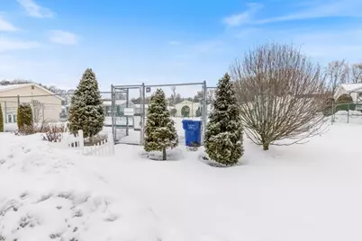 945 Riverside Dr #3B, Methuen, MA 01844 - Photo 27