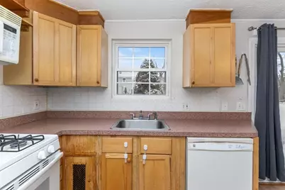 945 Riverside Dr #3B, Methuen, MA 01844 - Photo 11