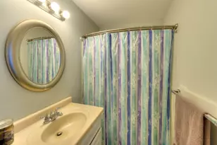 215 Mill St, Worcester, MA 01602 - Photo 9
