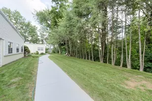 215 Mill St, Worcester, MA 01602 - Photo 29