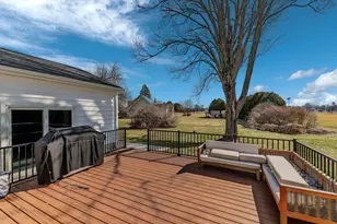 27 River Dr, Hadley, MA 01035 - Photo 31