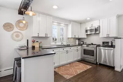 27 River Dr, Hadley, MA 01035 - Photo 7