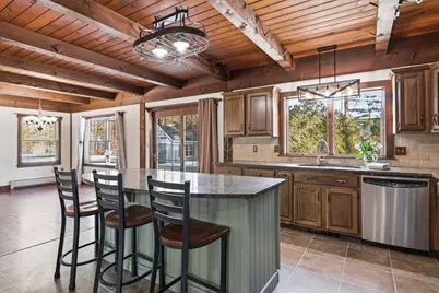 8 Aloha Dr, Hadley, MA 01035 - Photo 7