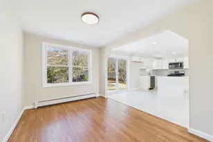 37 Maxine St, New Bedford, MA 02745 - Photo 9