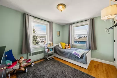 34 Gill Rd #4, Waltham, MA 02453 - Photo 7