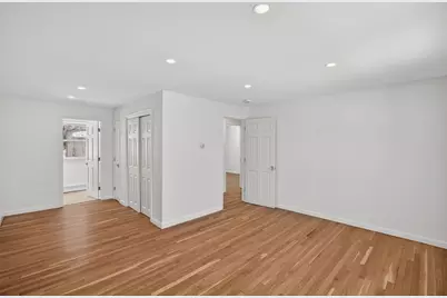 585 Old Falmouth Road, Barnstable, MA 02648 - Photo 17