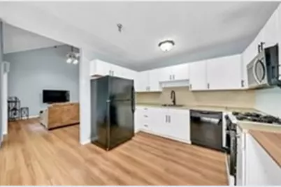 124 Tennis Plaza Rd #40, Dracut, MA 01826 - Photo 9