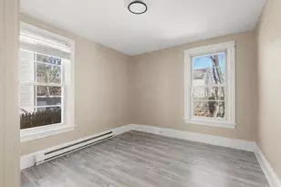 85 Bank St, North Attleboro, MA 02760 - Photo 5