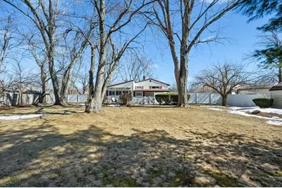 16 Manor Ave, Burlington, MA 01803 - Photo 7