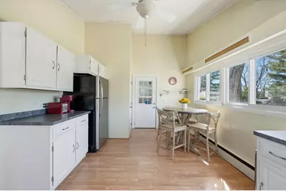 16 Manor Ave, Burlington, MA 01803 - Photo 19